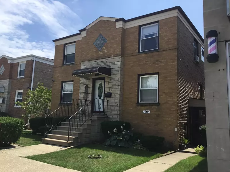 7705 W Fullerton AVE #2E, Elmwood Park, IL 60707