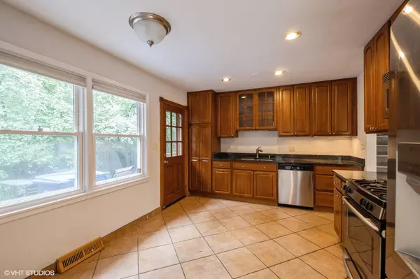 Highland Park, IL 60035,1782 Richfield AVE