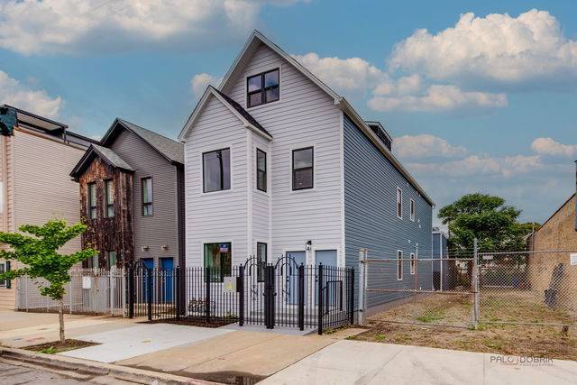 1746 N California AVE #1, Chicago, IL 60647