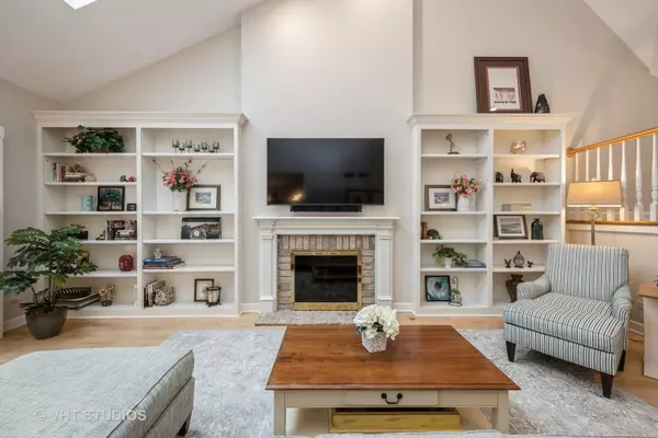 Westmont, IL 60559,3 Tartan Lakes CIR