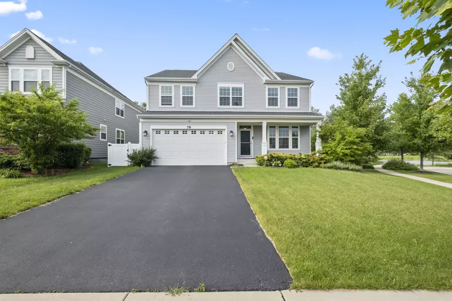 78 Gala DR, Mundelein, IL 60060