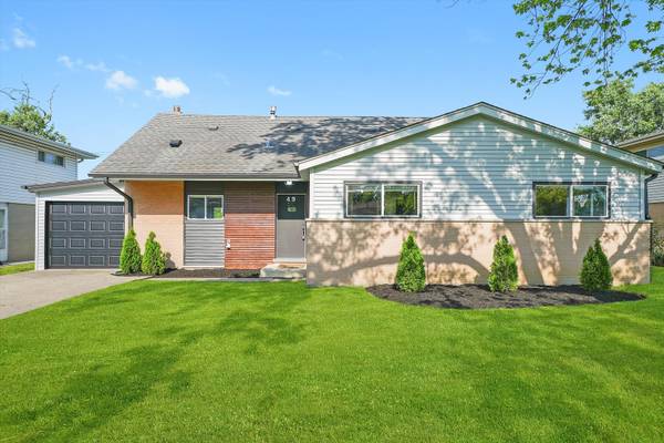 49 Stacy CT, Glenview, IL 60025