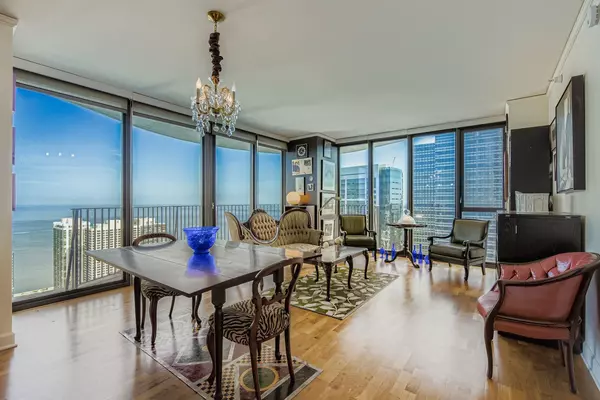 Chicago, IL 60601,225 N Columbus DR #6106