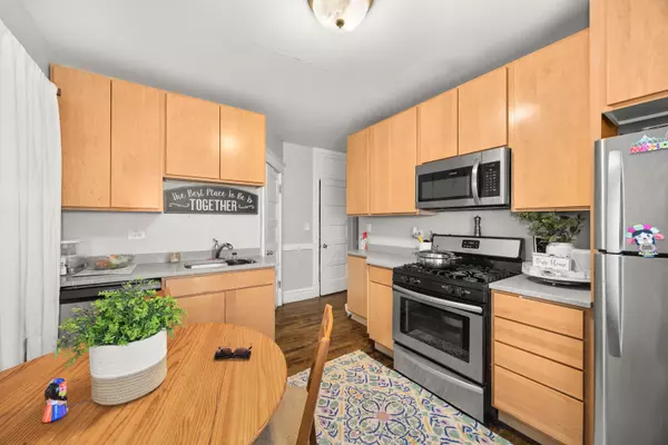 Evanston, IL 60202,1232 Florence AVE