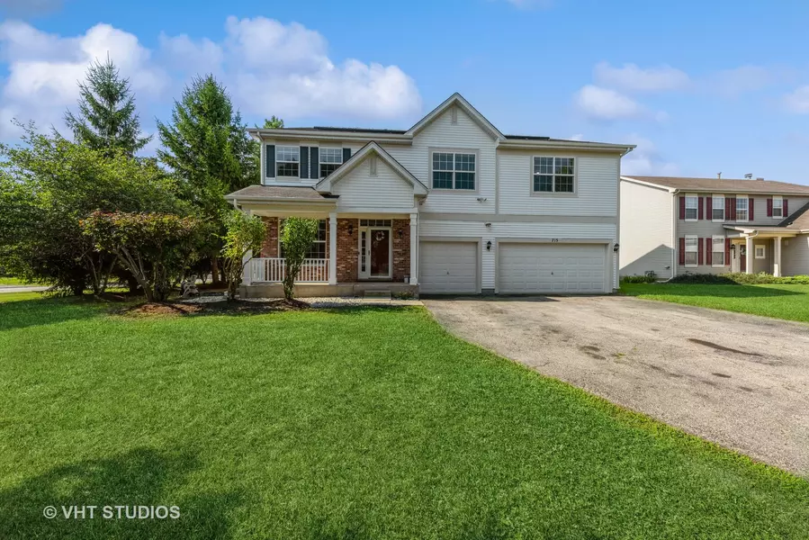 715 W Jonathan DR, Round Lake, IL 60073