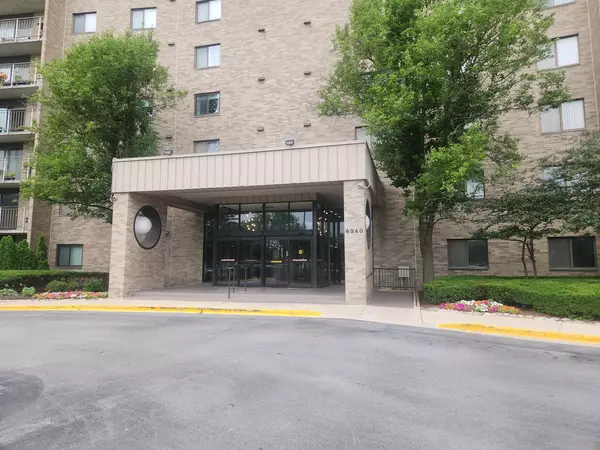 6340 AMERICANA DR #507, Willowbrook, IL 60527