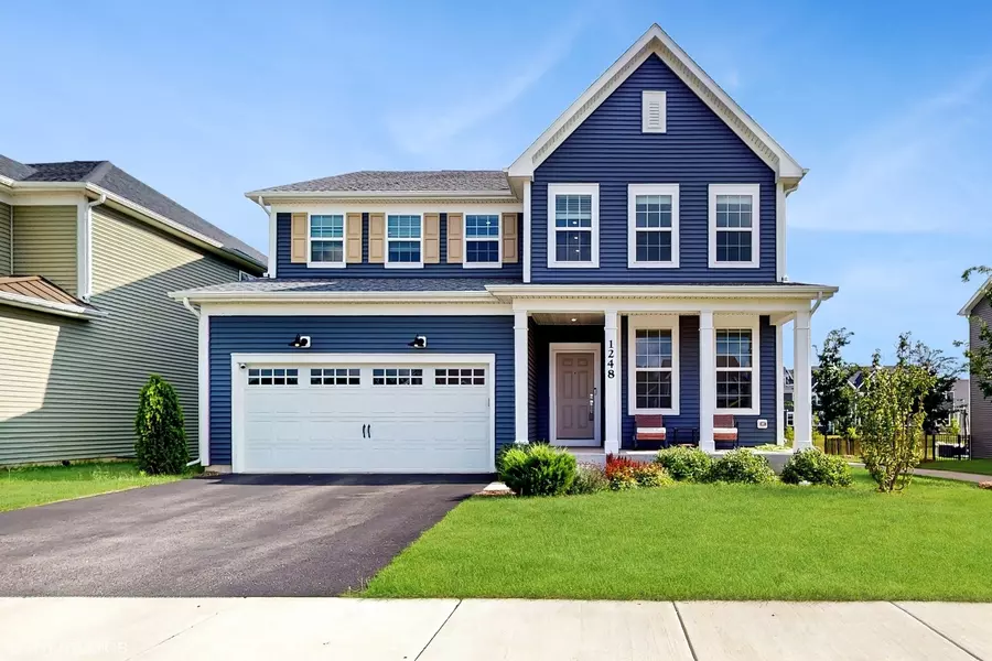 1248 Snapper RD, Naperville, IL 60563