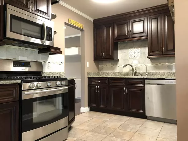 Hanover Park, IL 60133,1126 Parkview DR
