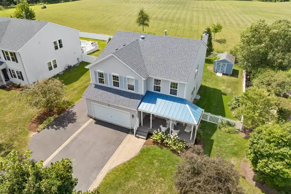 Hampshire, IL 60140,222 White Oak ST