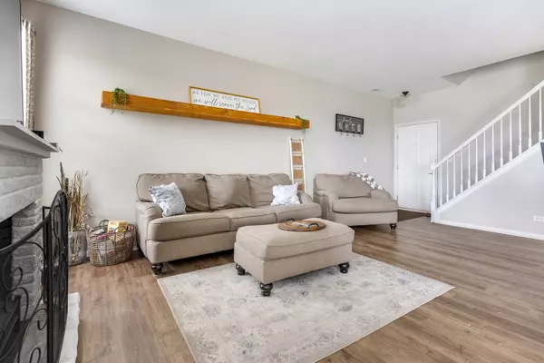 Shorewood, IL 60404,302 Parkside DR