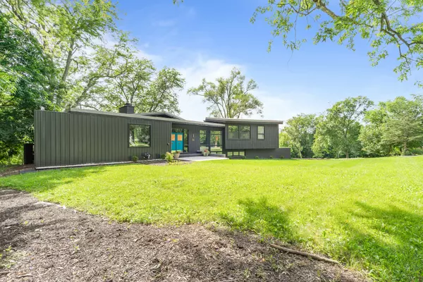 North Barrington, IL 60010,240 Oxford RD