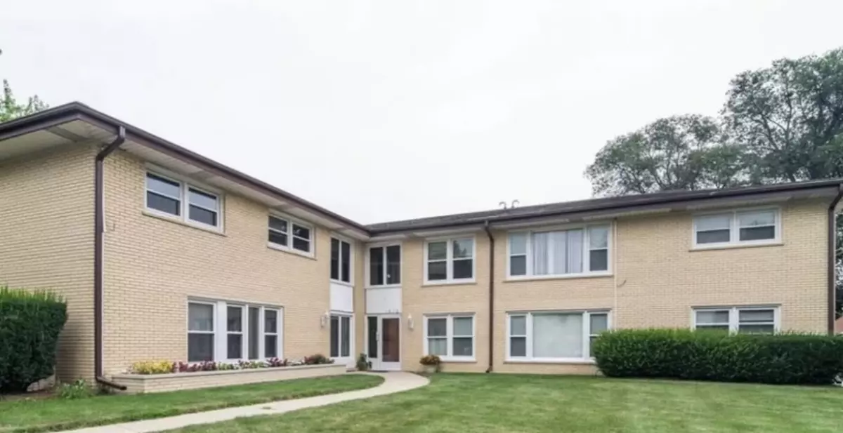 Arlington Heights, IL 60004,Address not disclosed