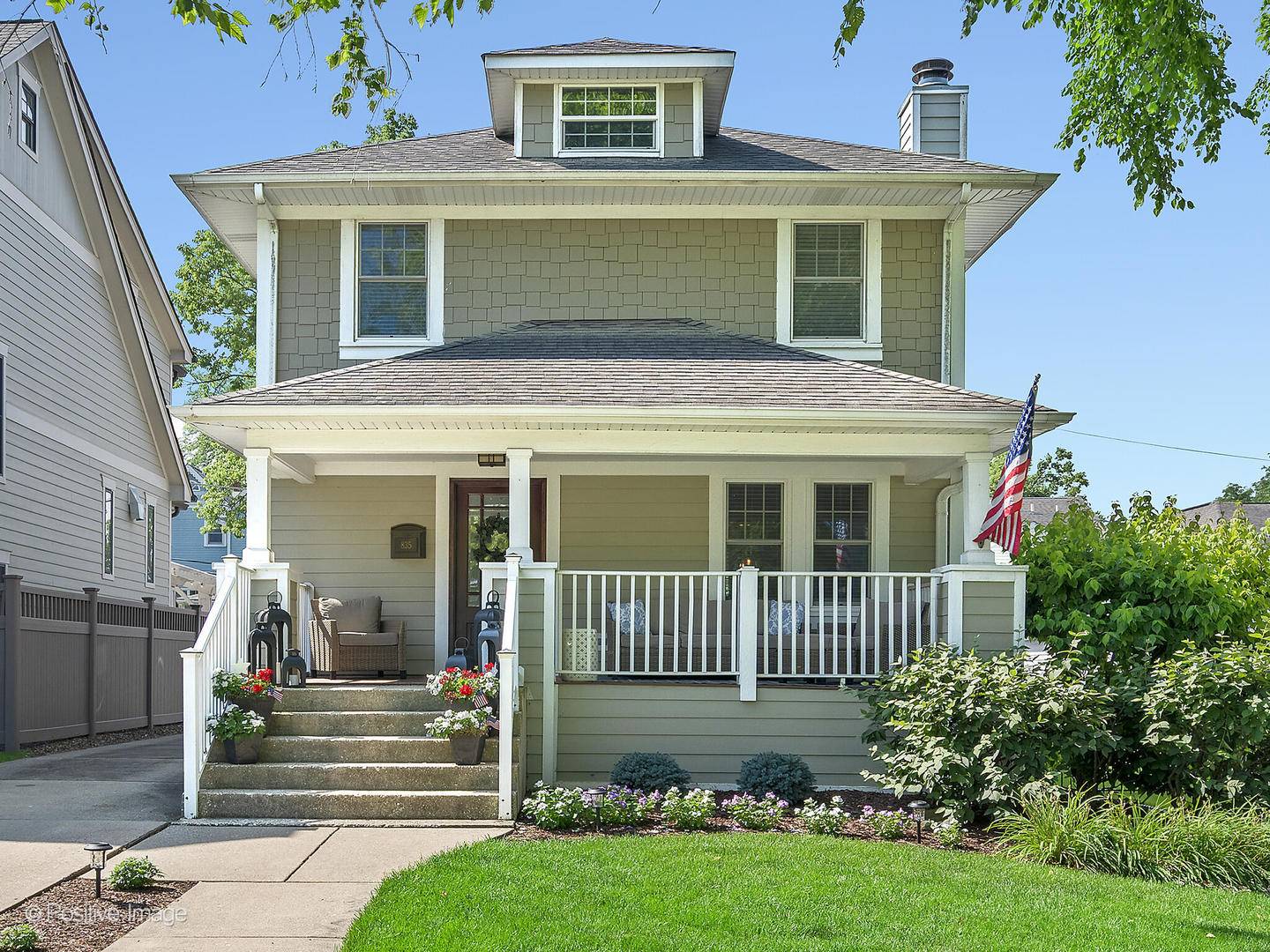835 Birch AVE, Downers Grove, IL 60515