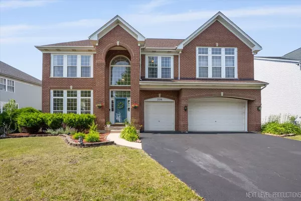 2198 Kemmerer LN, Bolingbrook, IL 60490