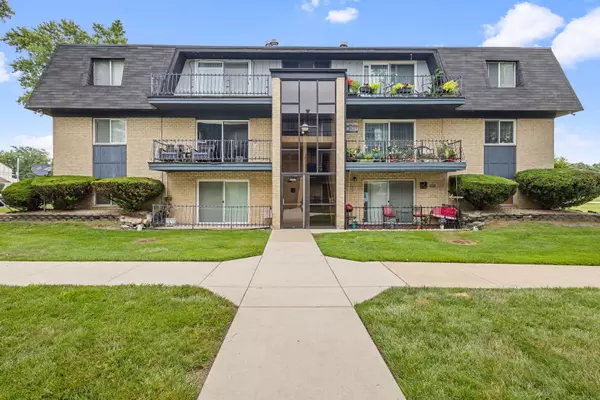 Palos Hills, IL 60465,11102 S 84th AVE #3B