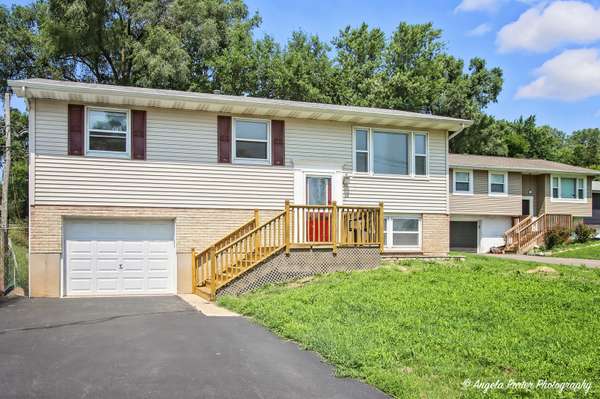 Johnsburg, IL 60051,4117 N Johnsburg RD