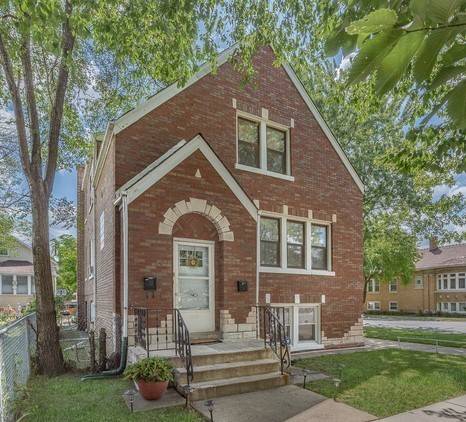 2345 RIDGELAND AVE #2, Berwyn, IL 60402
