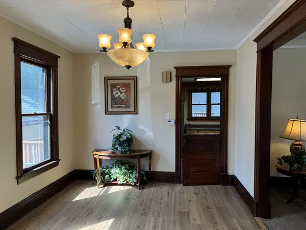 Rockford, IL 61104,1822 Charles ST