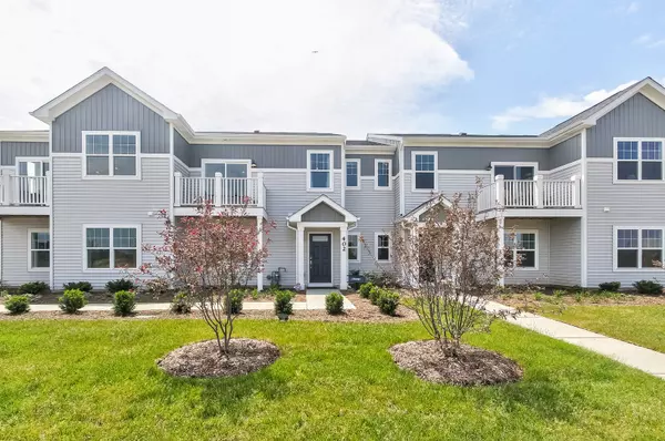 287 Kingsport DR, South Elgin, IL 60177