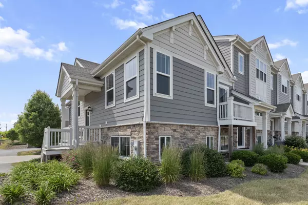 Elgin, IL 60124,190 Goldenrod DR