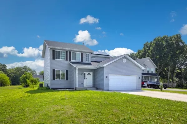 Aurora, IL 60505,1521 Saddle LN