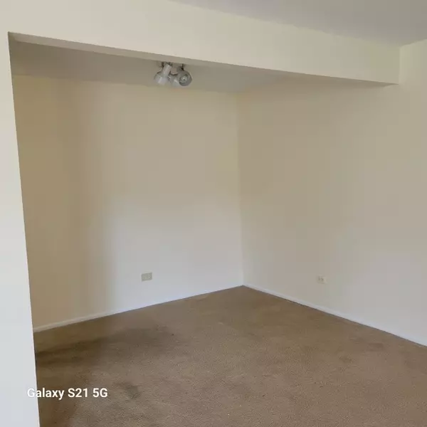 Lisle, IL 60532,4500 Beau Monde DR #207