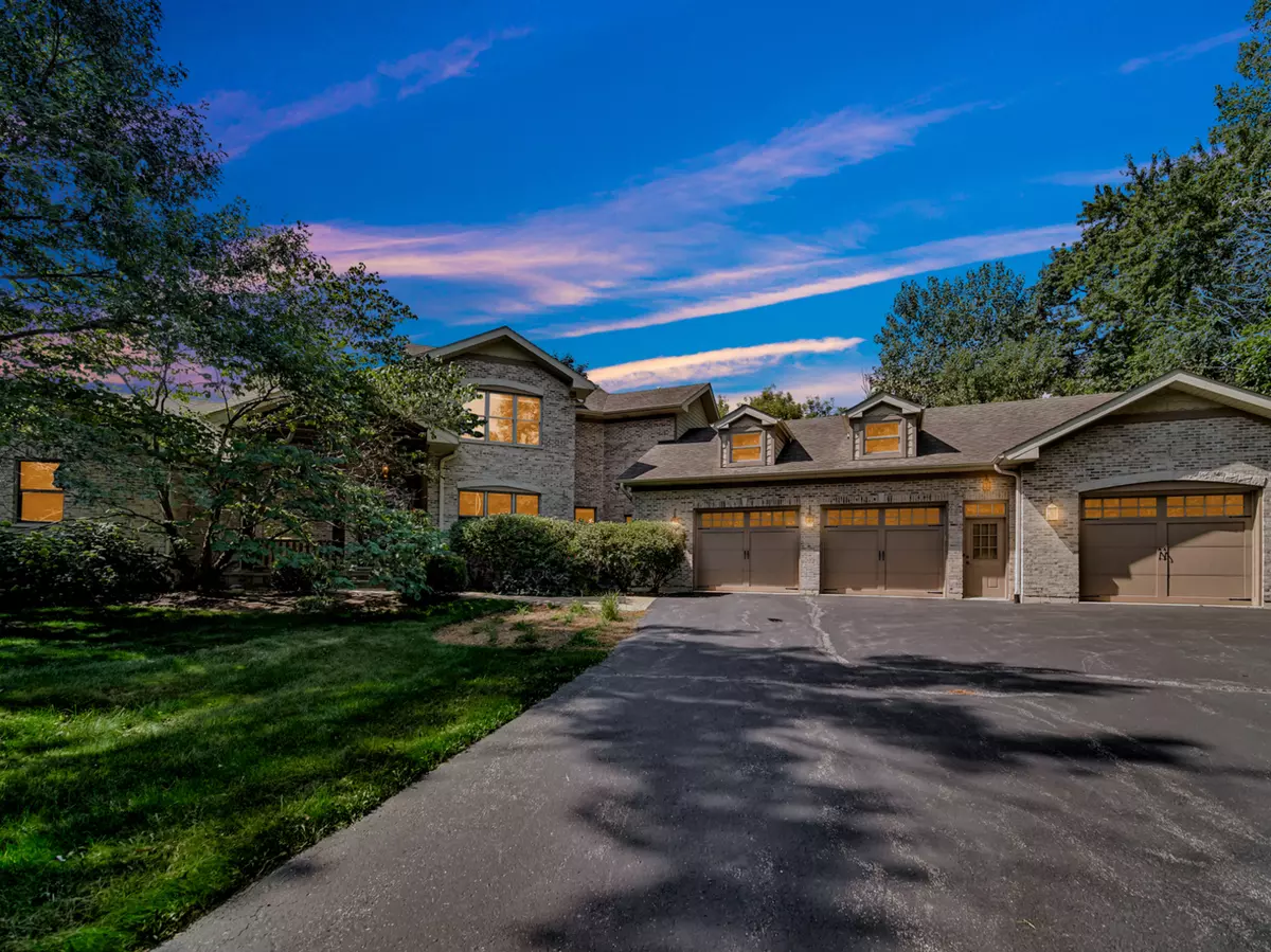 Fox River Grove, IL 60021,105 South RD