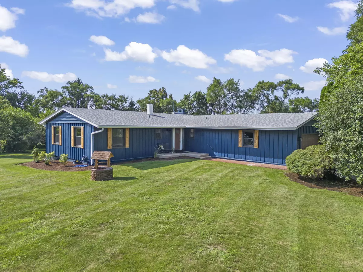 Carol Stream, IL 60188,23W570 PINE DR