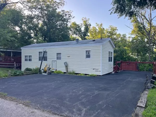 2795 E 28th Lot 908 RD, Seneca, IL 61360