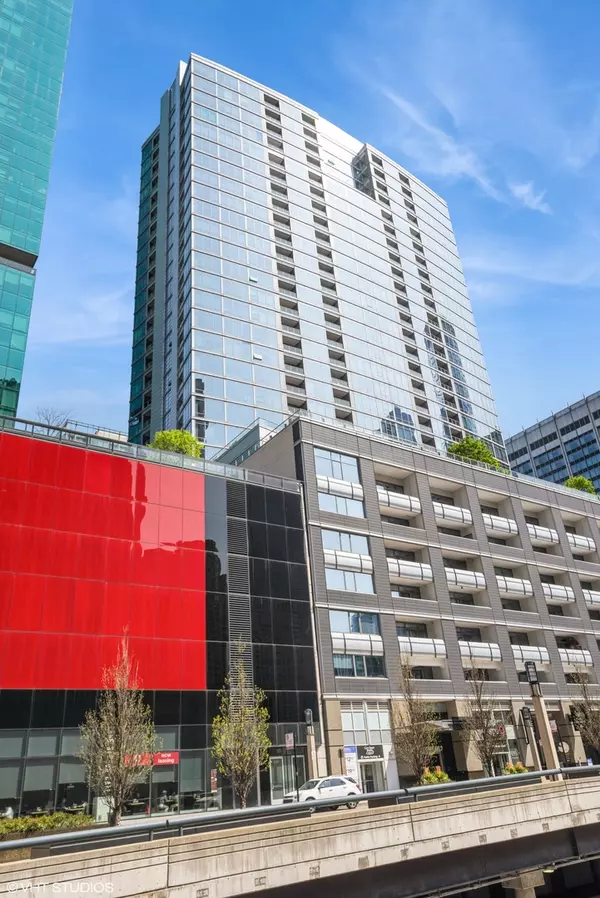 240 E Illinois ST #2202, Chicago, IL 60611