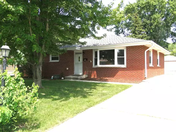 Joliet, IL 60435,1206 Hosmer ST