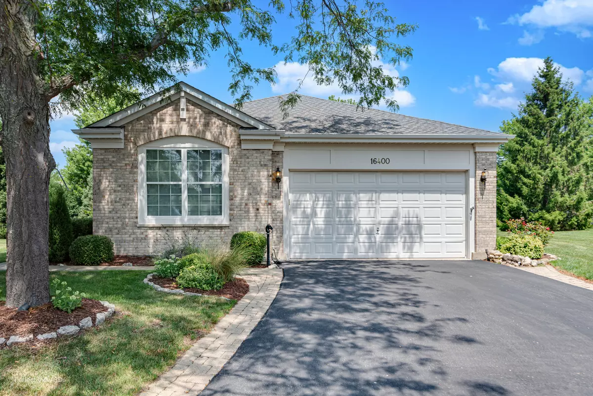 Crest Hill, IL 60403,16400 Grandwood Lake DR