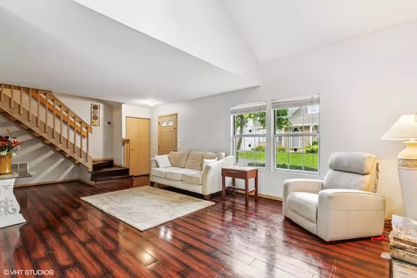 Aurora, IL 60504,117 Cammeron CT