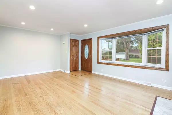 Downers Grove, IL 60515,509 Gierz ST
