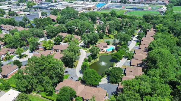 Palos Hills, IL 60465,11241 S Cherry CT #56B