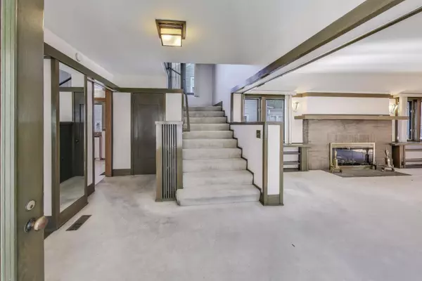 River Forest, IL 60305,734 Bonnie Brae PL
