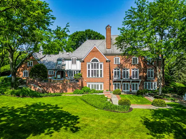 Barrington Hills, IL 60010,361 Ridge RD