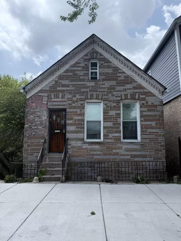 1103 W 16th ST, Chicago, IL 60608