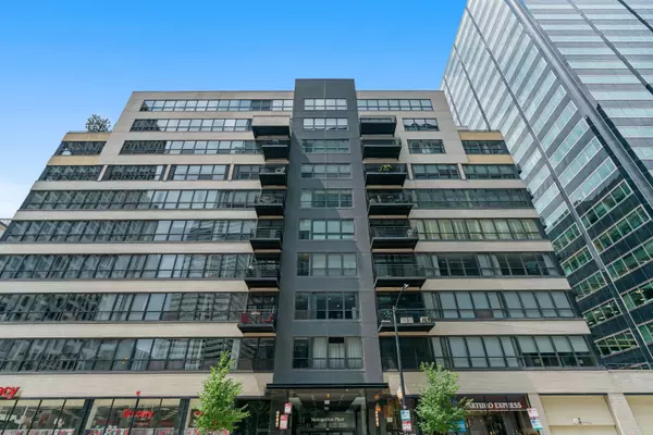 130 S CANAL ST #717, Chicago, IL 60606