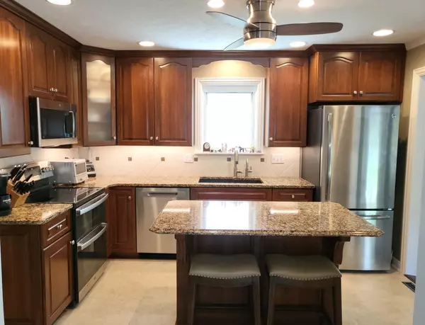 Rockford, IL 61107,2136 CHURCHVIEW DR #6