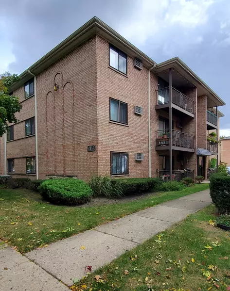 8749 W SUMMERDALE AVE #1C, Chicago, IL 60656