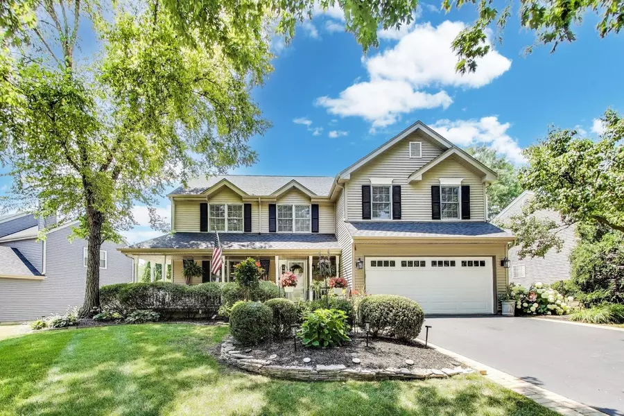 346 Colonial CIR, Geneva, IL 60134