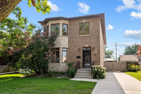 3234 N Panama AVE, Chicago, IL 60634