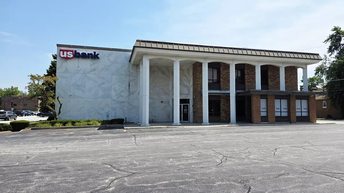 Homewood, IL 60430,18300 Dixie HWY
