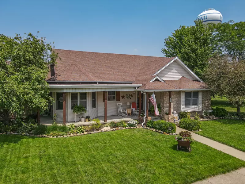 693 Hesburgh DR, Manteno, IL 60950