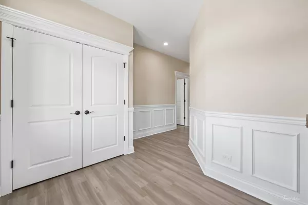 Channahon, IL 60410,25123 S Westwind DR