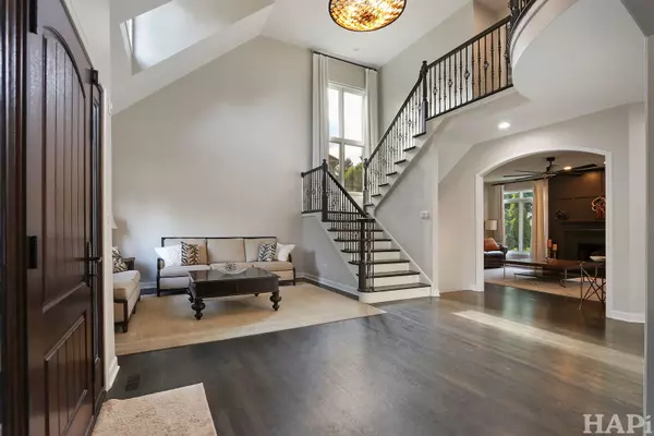 Naperville, IL 60564,5676 Rosinweed LN