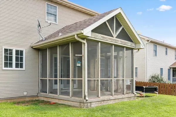 Bloomington, IL 61704,1412 Windham Hill RD