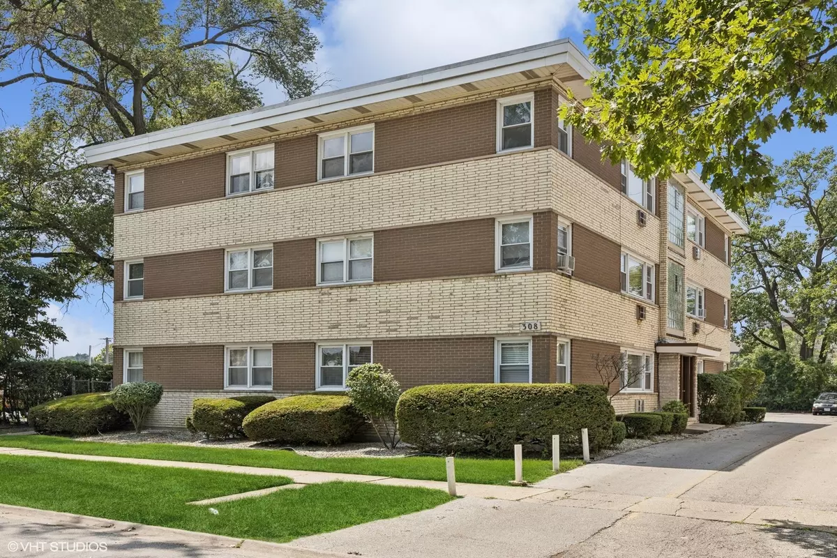 La Grange Park, IL 60526,308 Beach AVE #1C