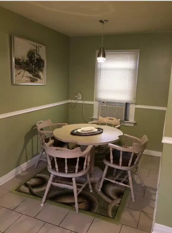 Chicago, IL 60615,5138 S Wabash AVE #3